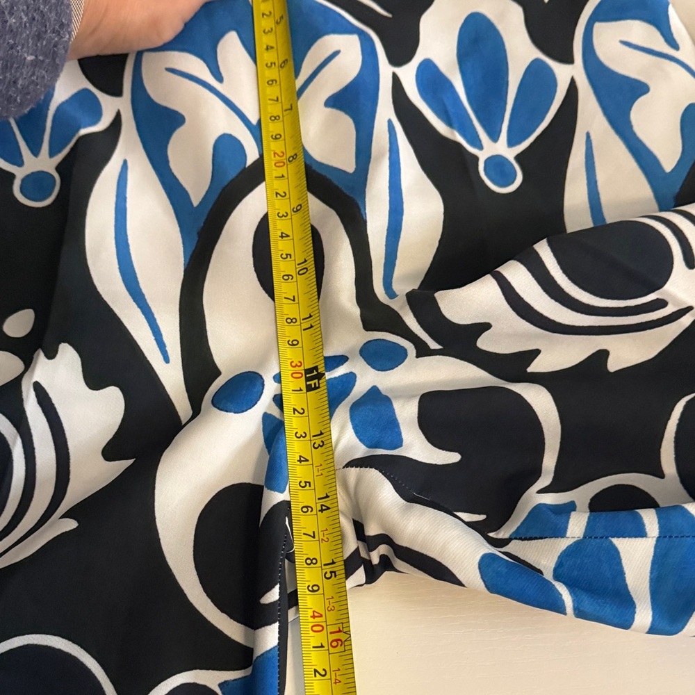 Zara Blue, White and Black High Waisted, Wide Leg Culottes - Picture 5 of 9